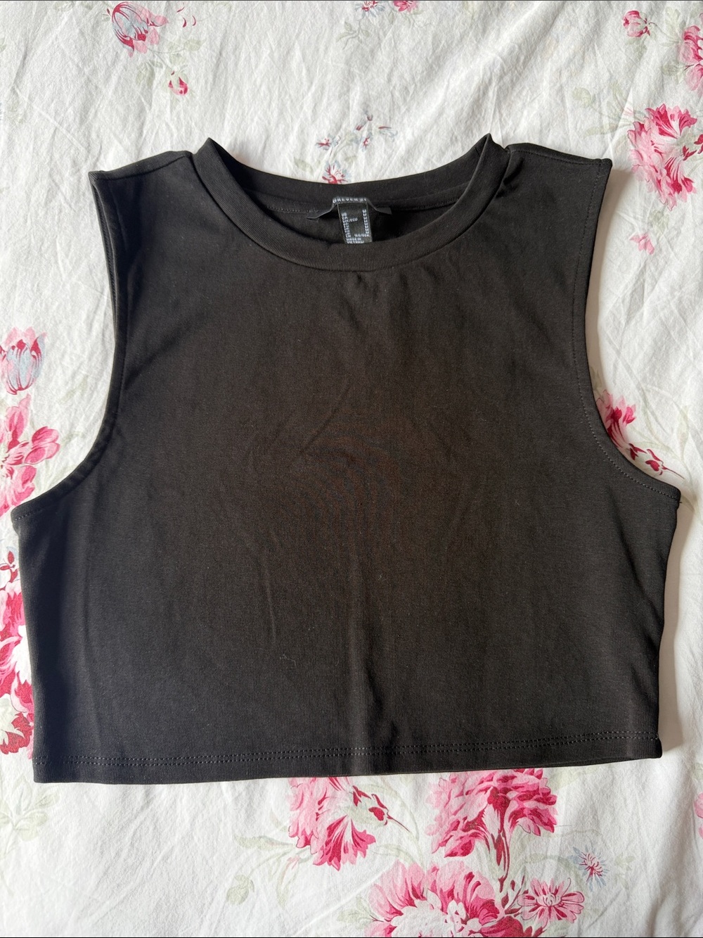 Cropped Muscle Tank Top
